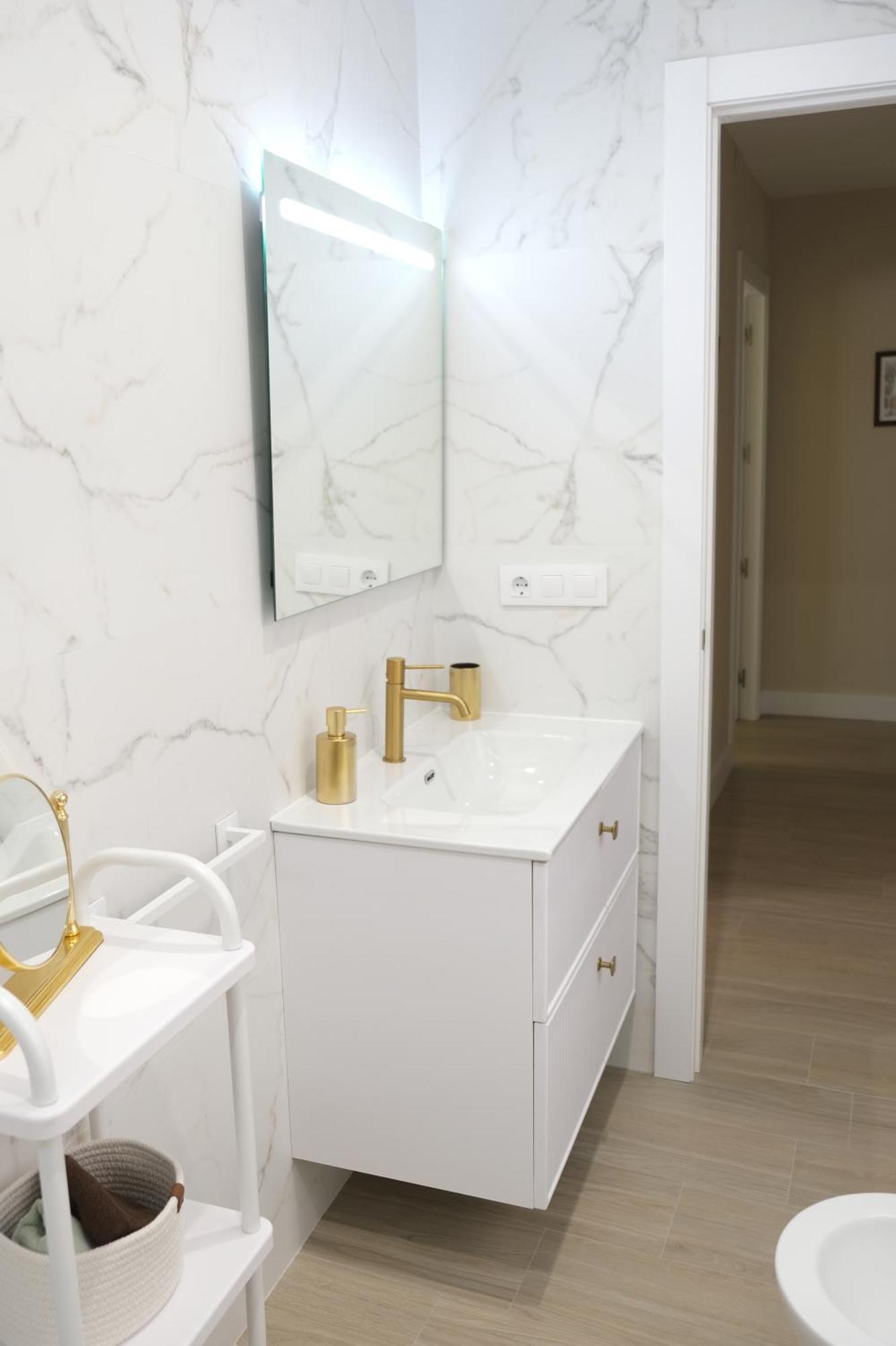 H2, Vivienda Turistica Apartment